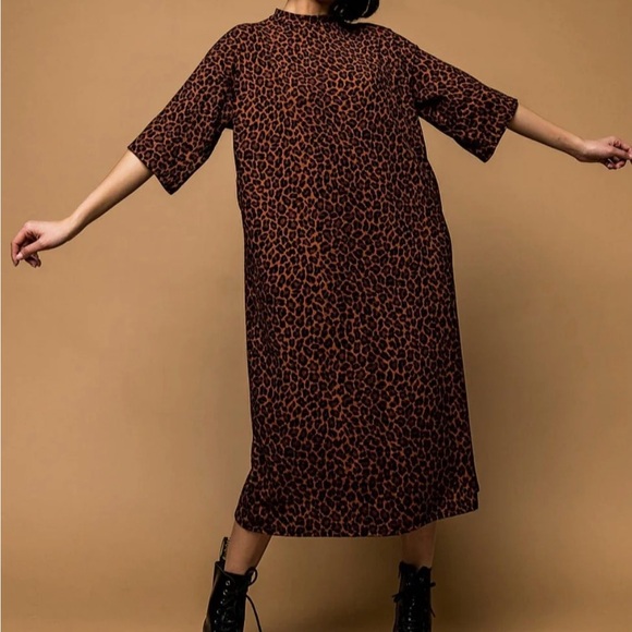 LALA Leopard Print Dress - Picture 4 of 6